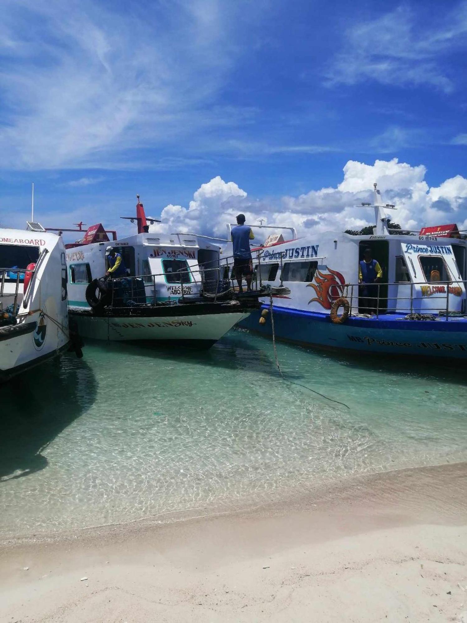 El Moro Beach Resort (Adults Only) Balabag  ภายนอก รูปภาพ